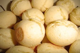 Pão de Queijo com requeijão